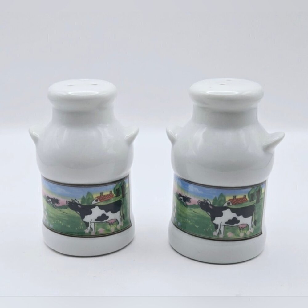 Vintage 90's  Milk Can Dairy Farm With Cows Salt And Pepper Shaker Set Ceramic